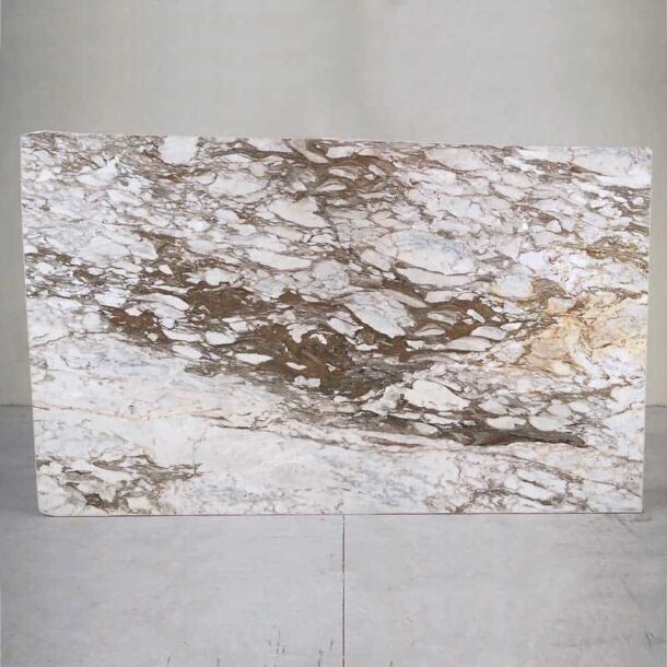 Calacatta-Vintage-slab-Marble