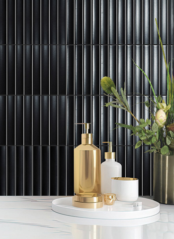 Finger Plain Black Concave Mosaic 1