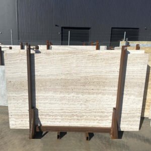 Classic Light Travertine – Vein Cut