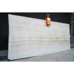 Pearl White Onyx – Vein Cut