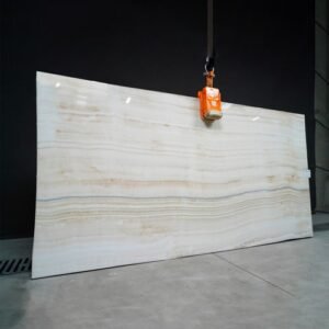 Pearl White Onyx – Vein Cut