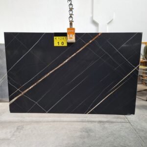 Sahara Noir