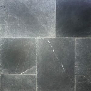 Pietra Grey – French Pattern, Tumbled