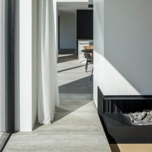 Silver Travertine – Vein Cut
